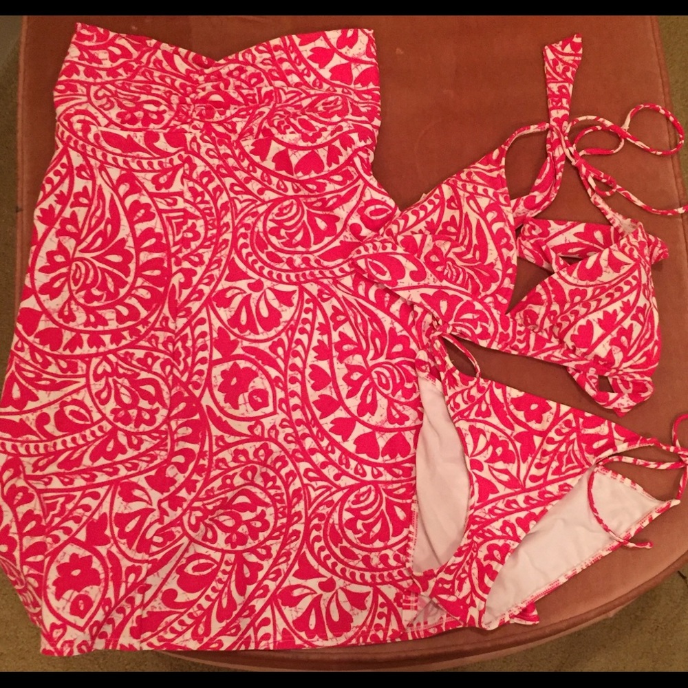 Sunsets bikini and cover up